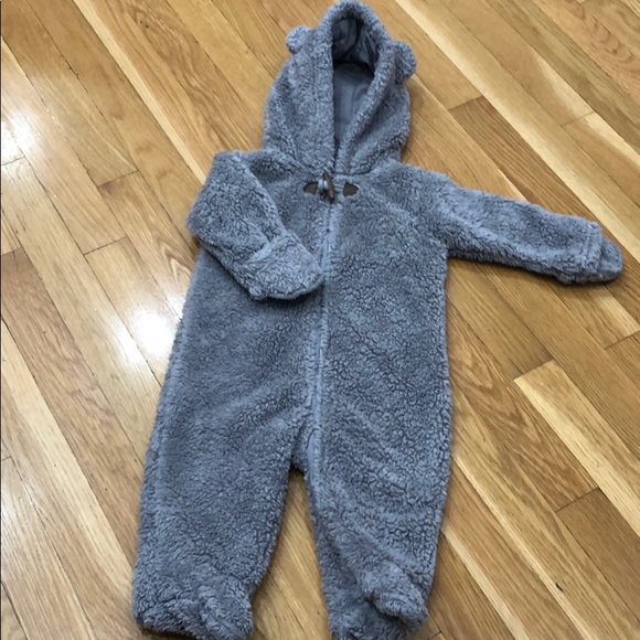 Carters Other - Beautiful baby coverall